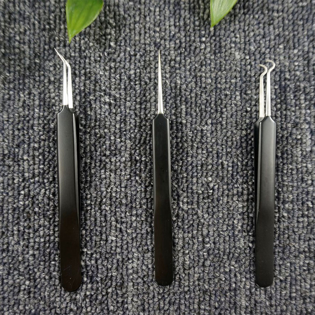 Pinzas de pestañas de punta ultra fina con mango negro de 3 puntas
